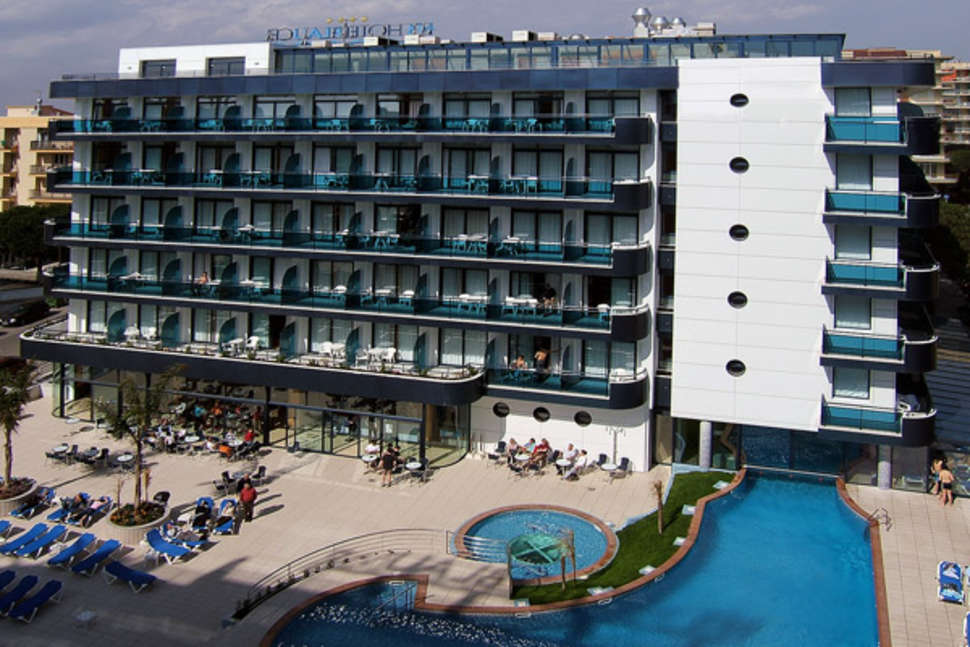 Een foto van het zwembad bij Hotel Blaucel