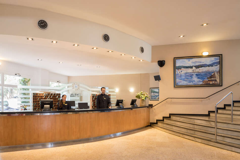 Een foto van het interieur van H-Top Caleta Palace