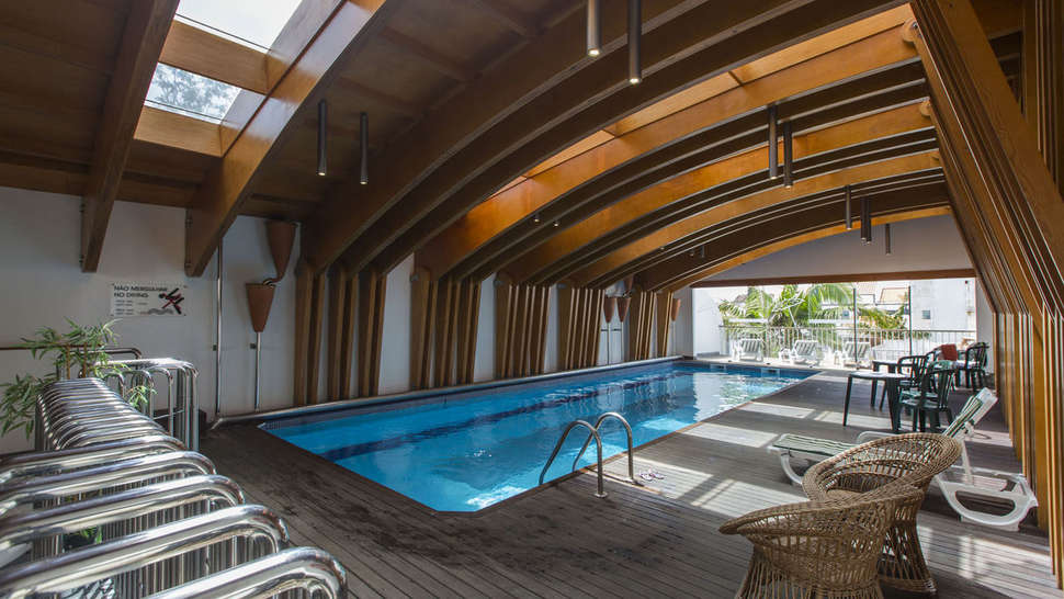 Ein Foto vom Pool im Hotel Ponta Delgada