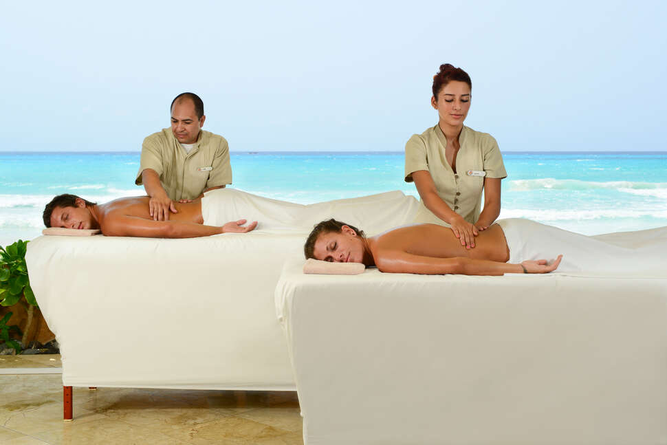 Ein Foto von den Einrichtungen im Sunset Fishermen Beach Resort