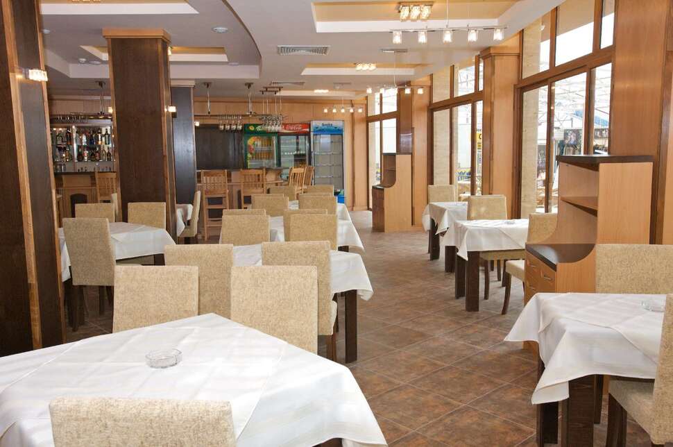 Een foto van de faciliteiten bij Seabreeze Hotel