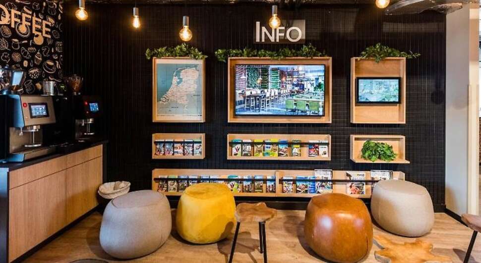 Een foto van het interieur van GuestHouse Hotel Kaatsheuvel