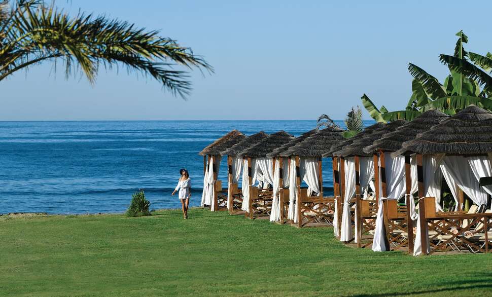 Ein Foto Constantinou Bros Athena Royal Beach Hotel