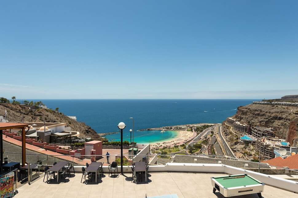 Een foto van de buitenkant van Holiday Club Vista Amadores