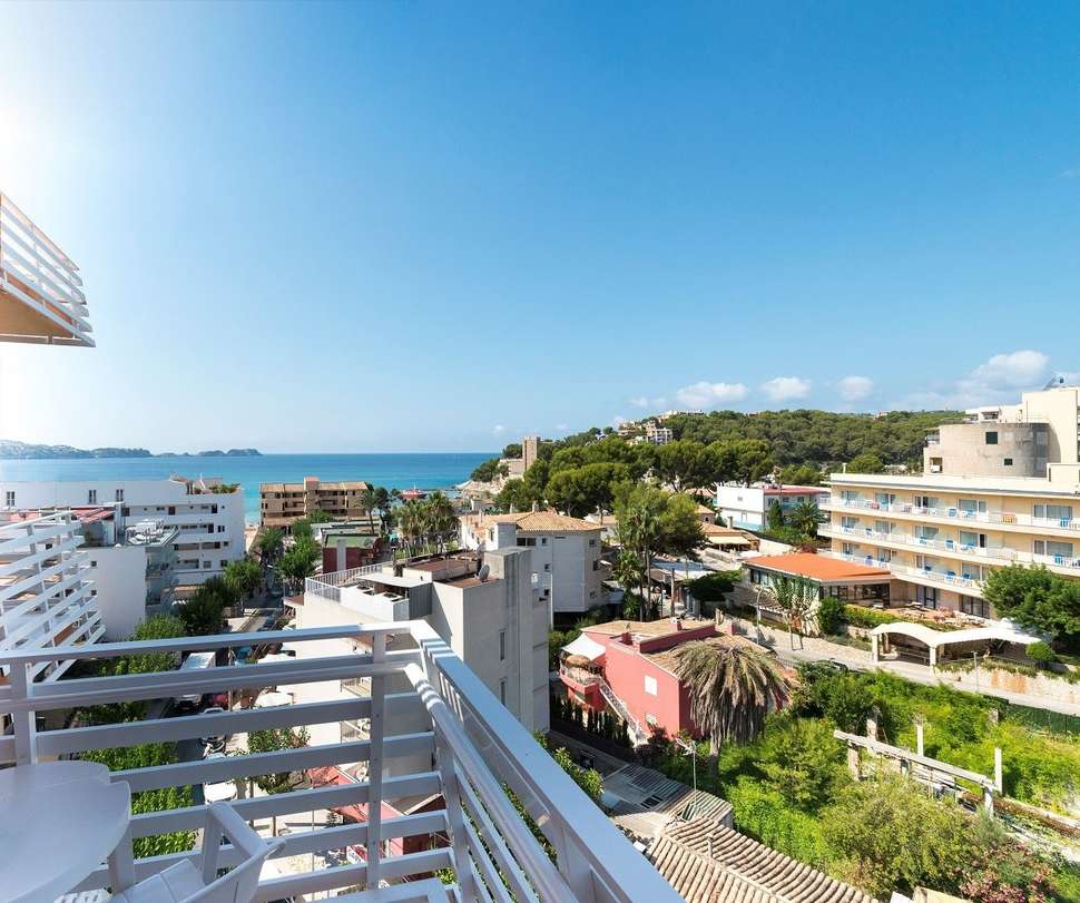 Een foto van de buitenkant van Allsun Hotel Vera Beach