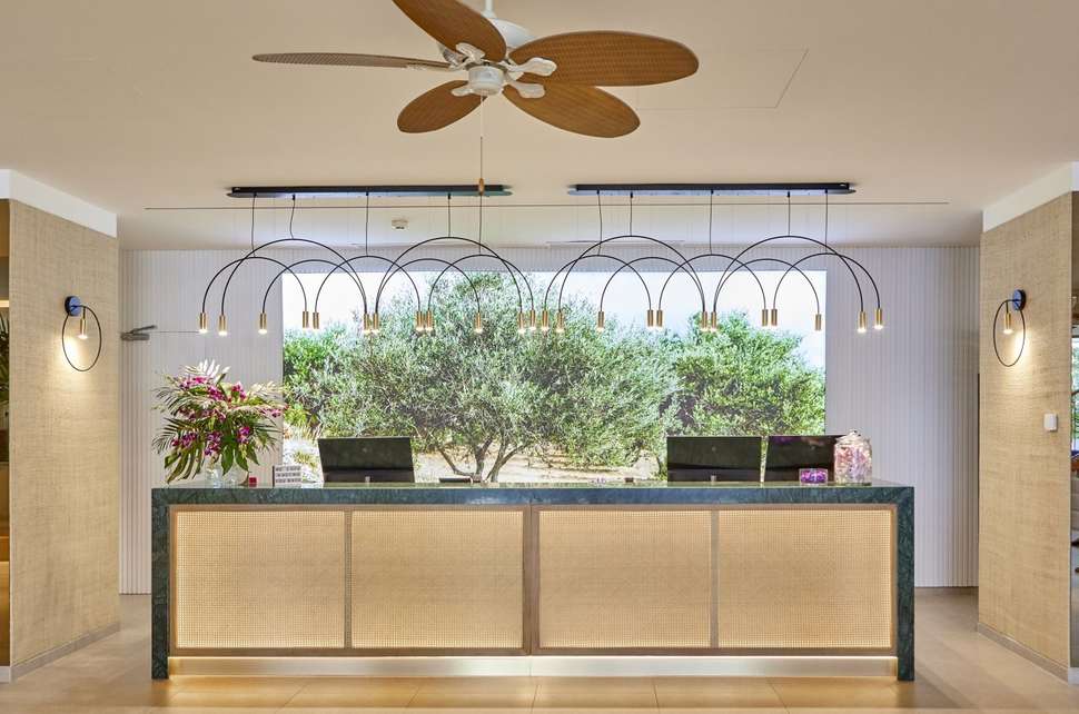 Een foto van het interieur van Fergus Style Tobago