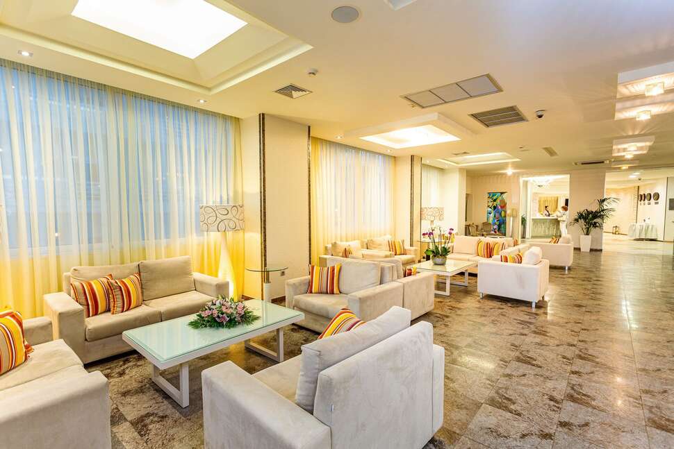 Een foto van het interieur van Rhodos Horizon Blu