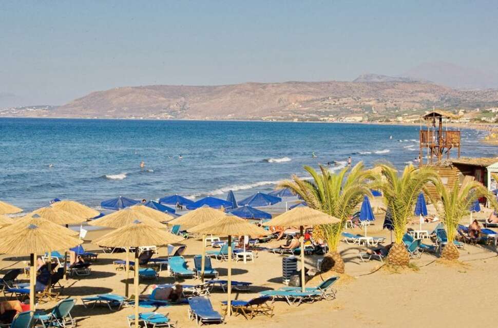 Een foto van het strand bij Fereniki Holiday Beach Resort