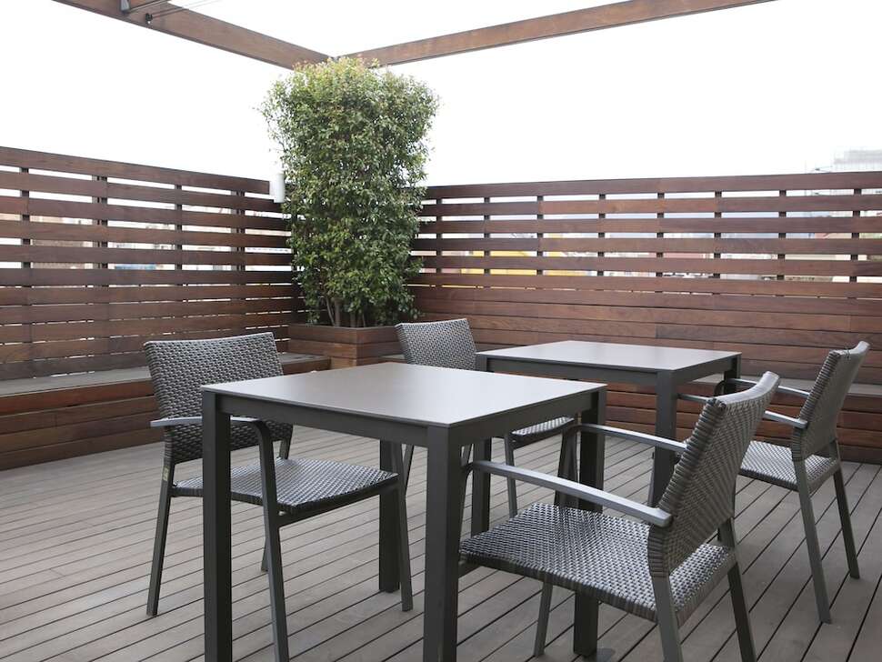 Ein Foto von der Terrasse im Abba Hotel Balmoral