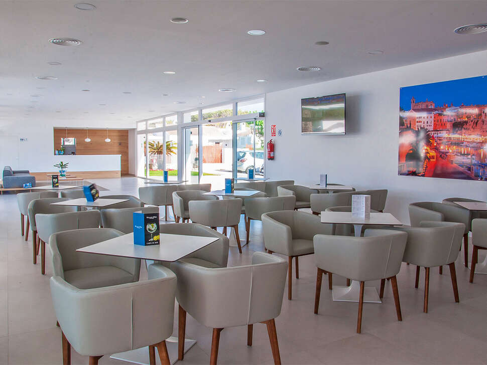 Een foto van de faciliteiten bij Sagitario Menorca Mar Appartementen