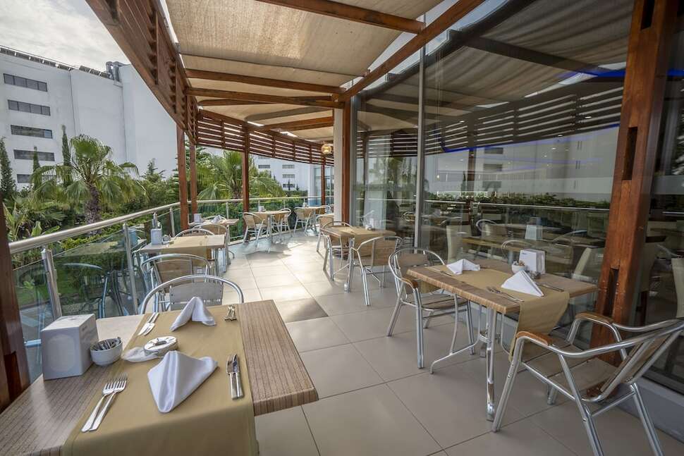 Ein Foto Hotel Cenger Beach Resort & Spa