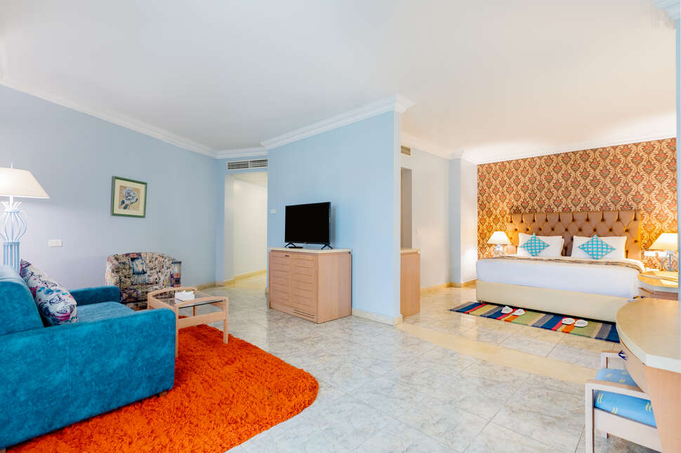 Ein Foto Royal Lagoons Resort & Aqua Park