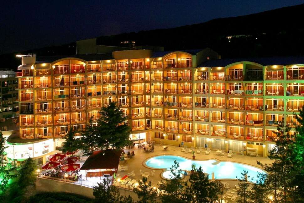 Ein Foto Hotel Luna