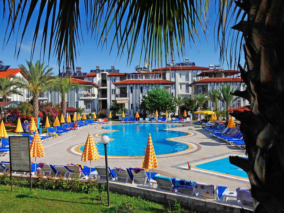 Een foto van het zwembad bij Sunlight Garden Hotel
