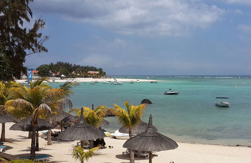 Een foto van het strand bij Anelia Resort & Spa