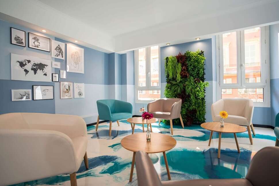 Ein Foto Hotel Univers