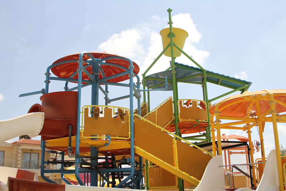 Een foto van Ramada Hotel & Suites by Wyndham Ayia Napa