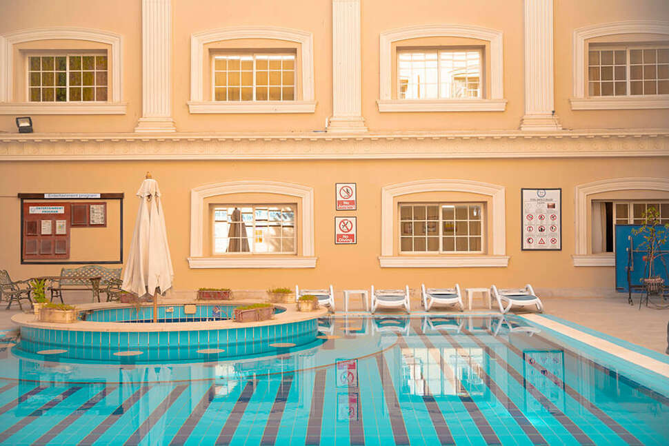 Een foto van het zwembad bij Elysees Dream Beach Hotel