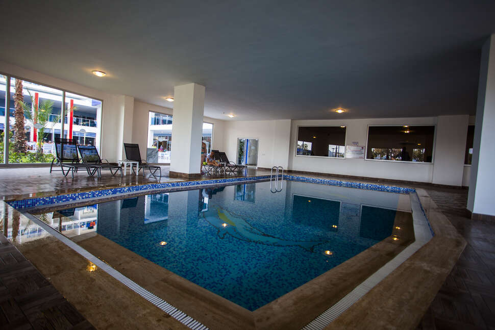 Een foto van het zwembad bij Hotel Eftalia Marin