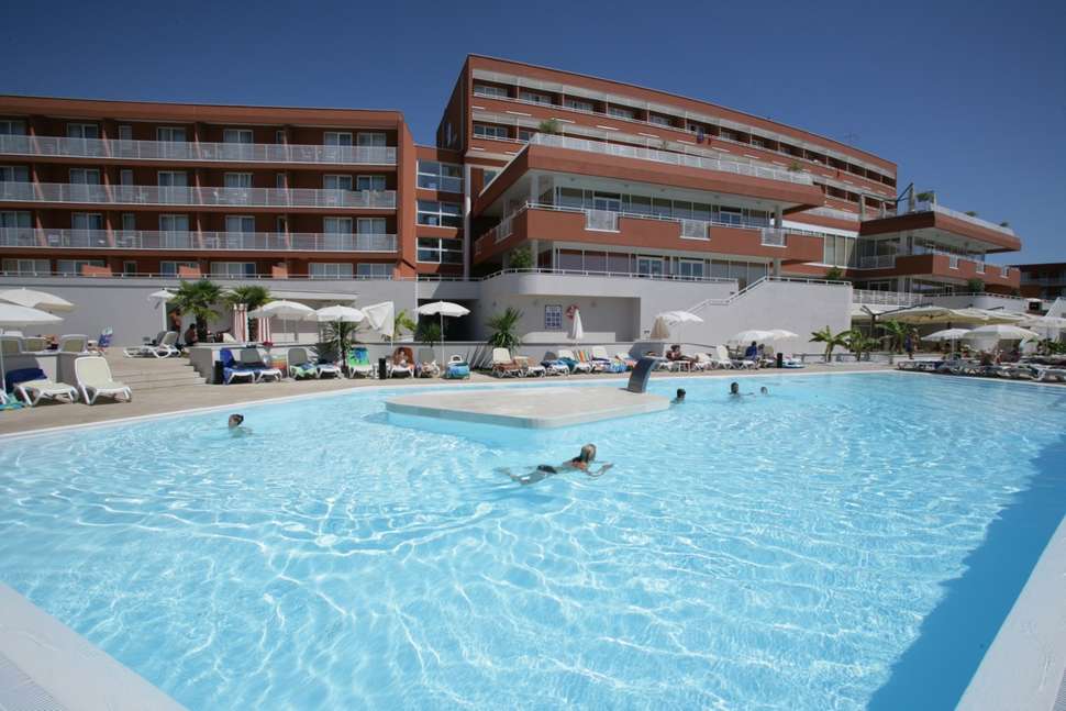 Een foto van het zwembad bij Hotel Albatros Plava Laguna