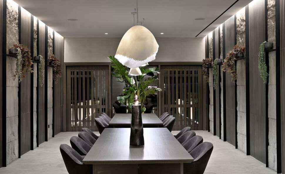 Een foto van het interieur van Aeonic Suites & Spa