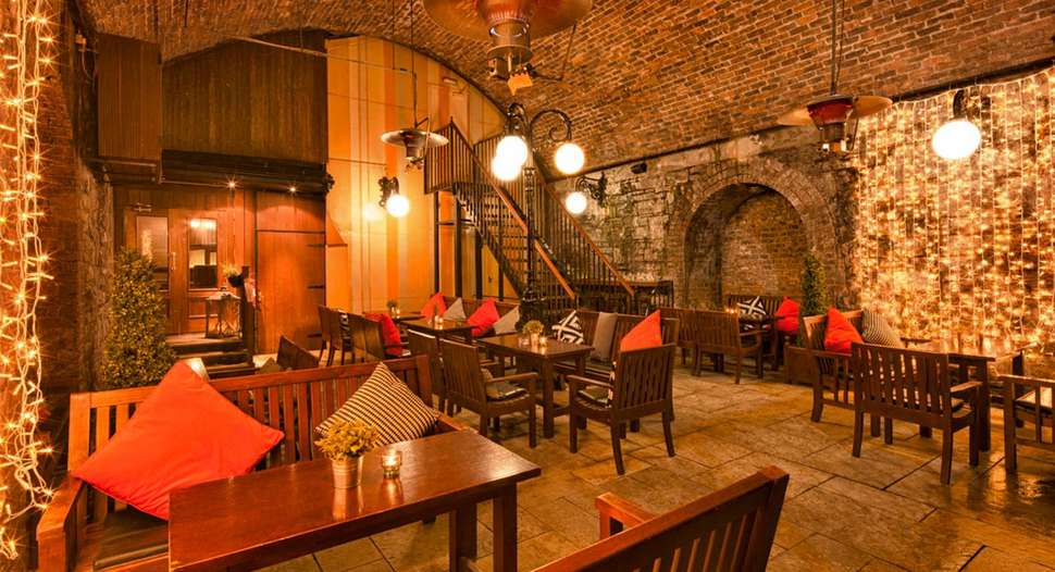 Een foto van The Address Connolly