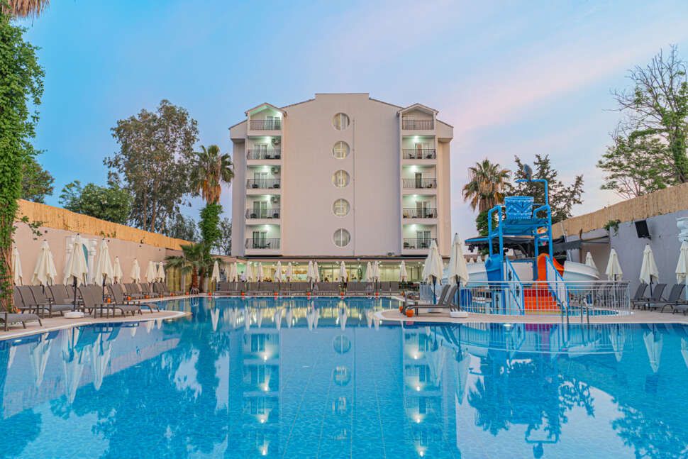 Een foto van Q Ella Beach Hotel Side