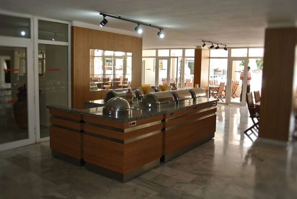 Een foto van de faciliteiten bij Begonville Hotel
