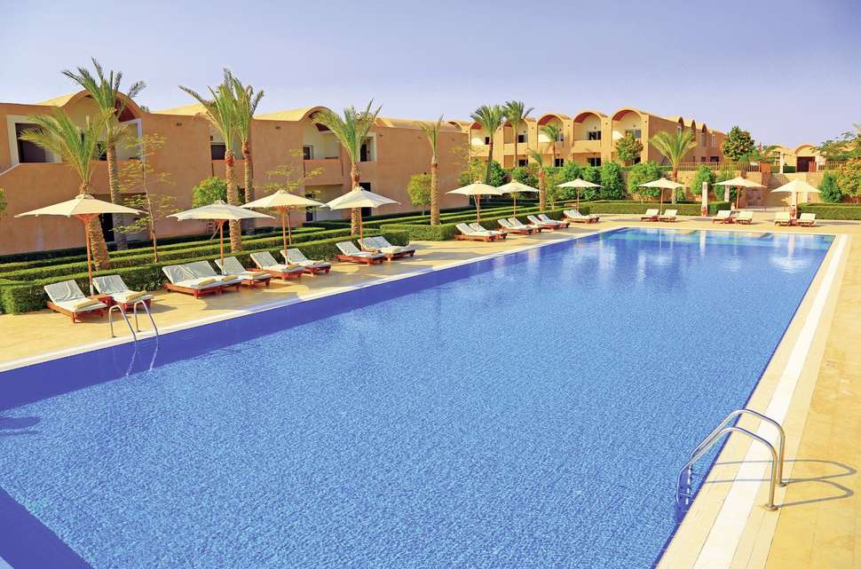 Een foto van het zwembad bij Gemma Resort