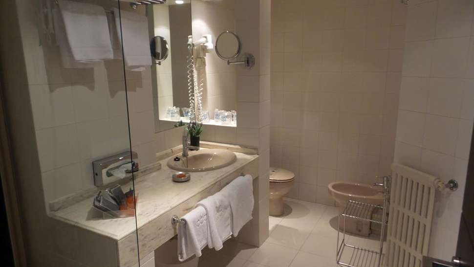 Ein Foto Hotel Moderno