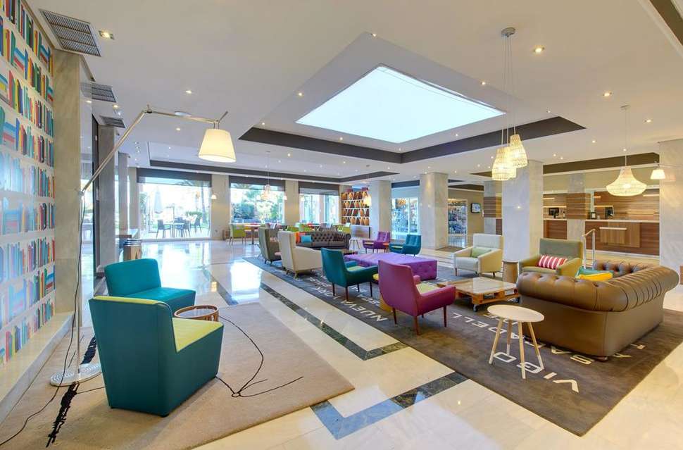 Een foto van het interieur van Sol Guadalmar