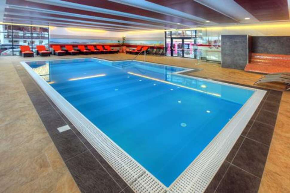 Een foto van het zwembad bij Hotel Sunny