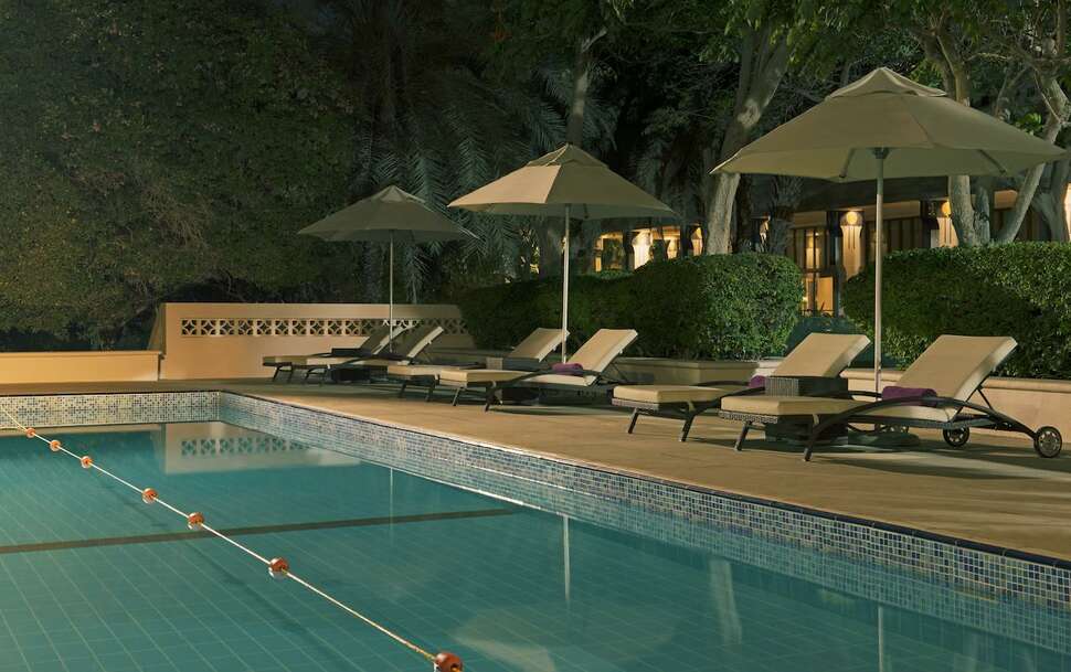 Ein Foto vom Pool im Le Meridien Abu Dhabi