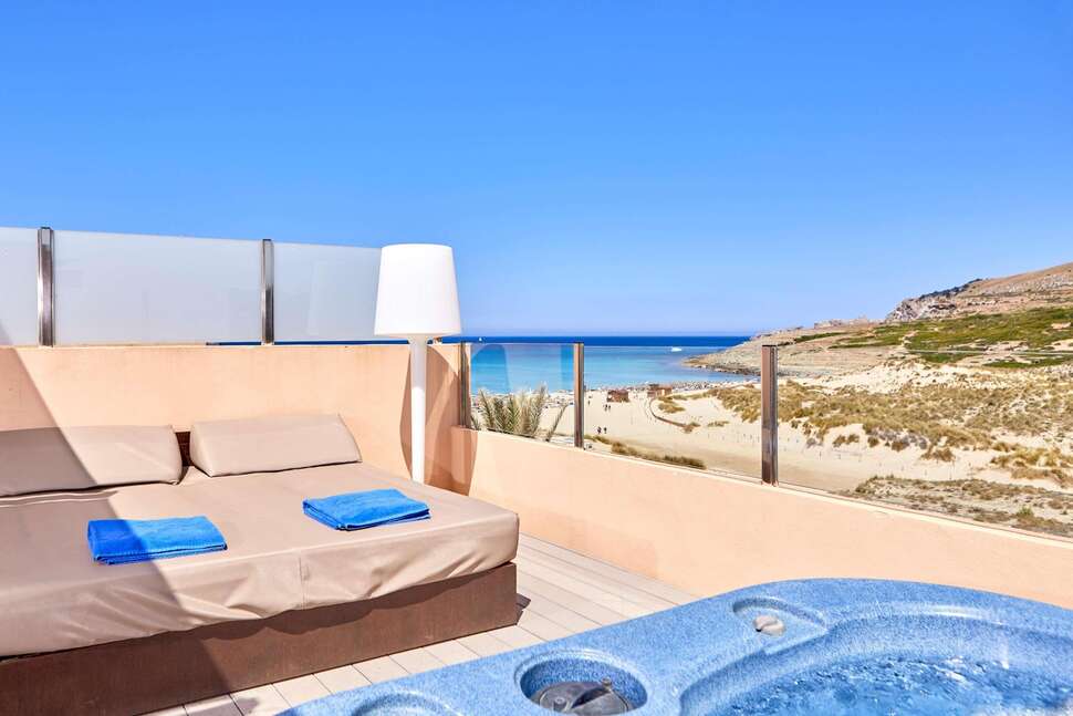 Ein Foto Hotel Zafiro Cala Mesquida