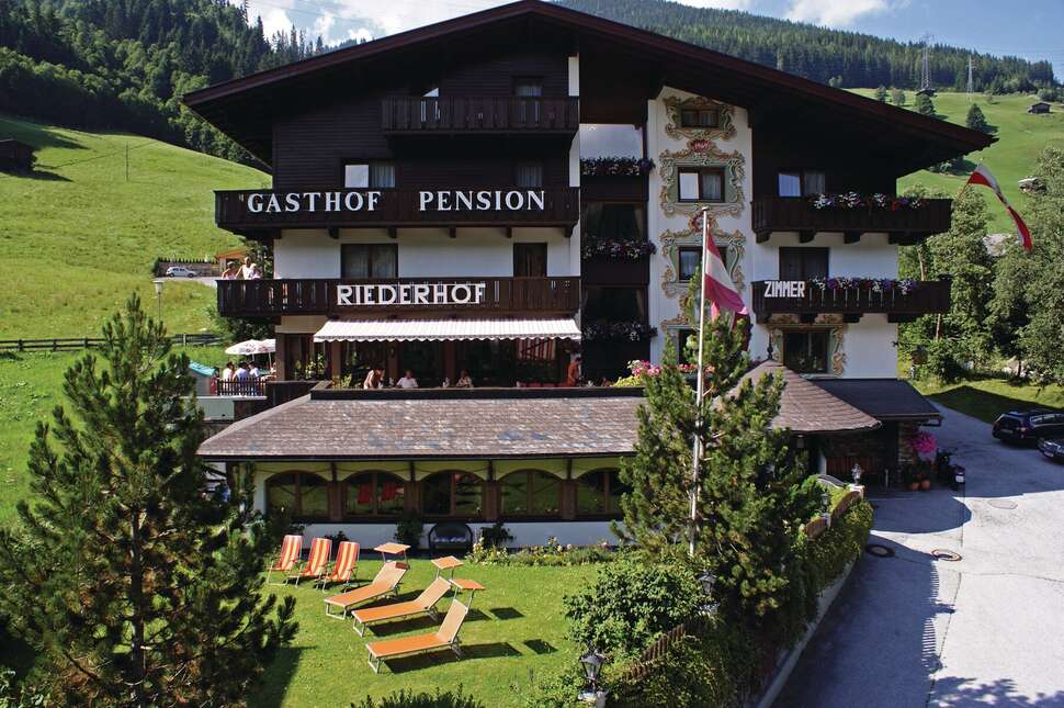 Een foto van een overzicht van Hotel Riederhof