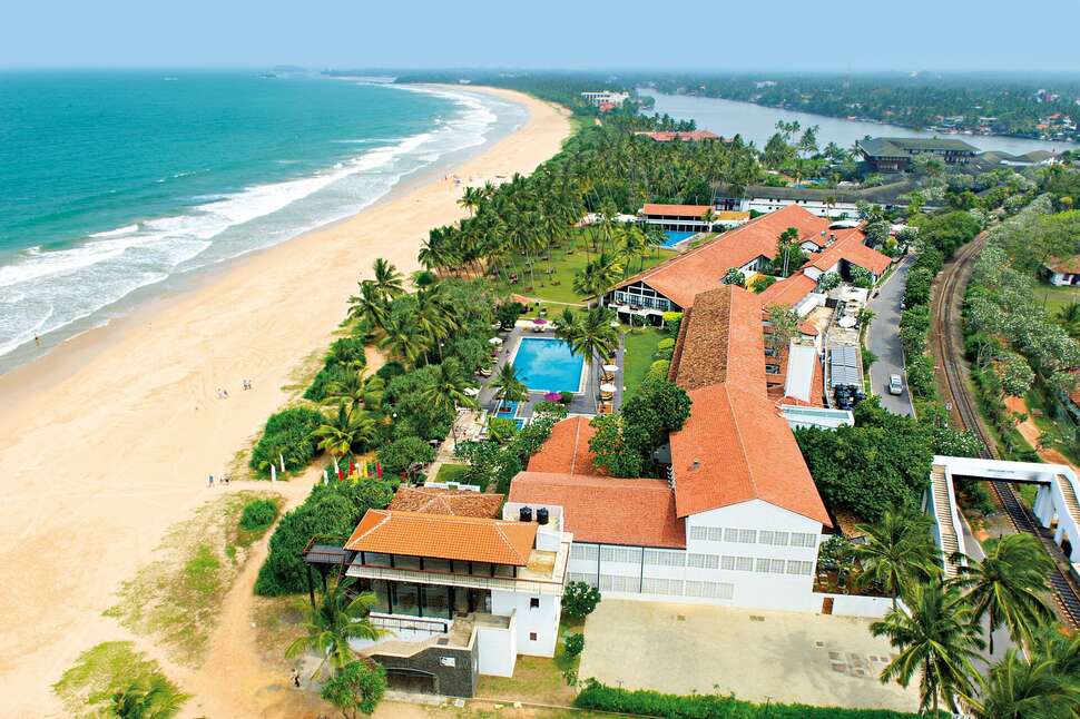 Een foto van het zwembad bij Thaala Bentota Resort