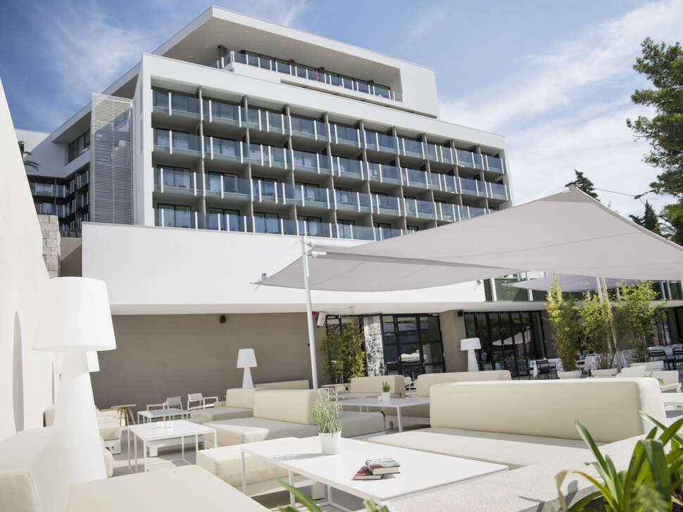 Ein Foto von der Außenansicht des Hotel Kompas Dubrovnik