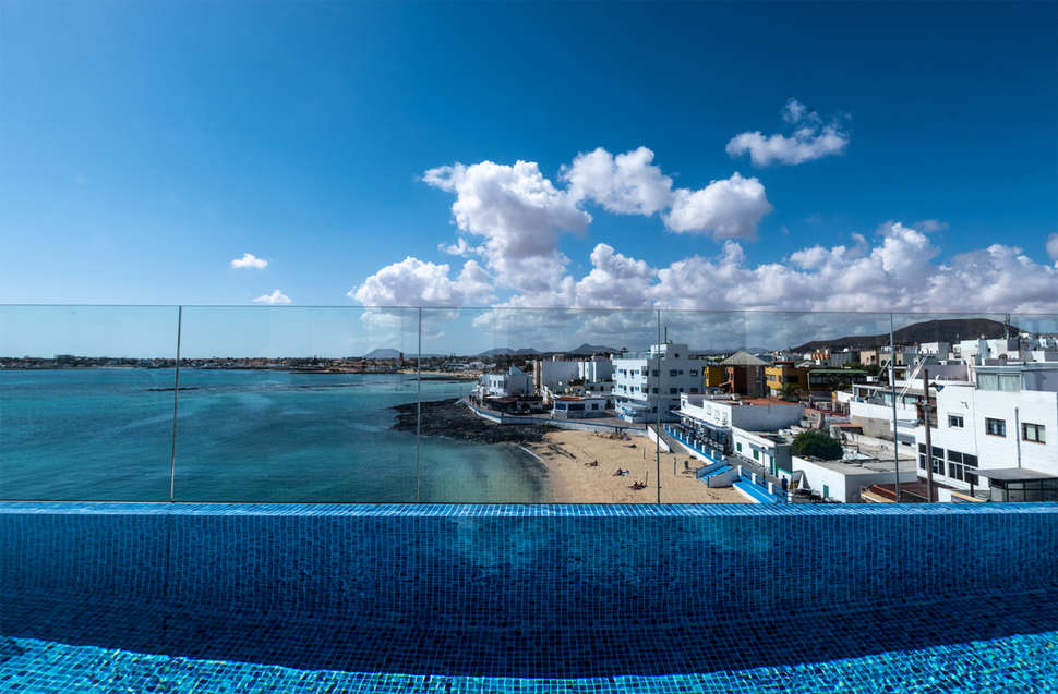 Een foto van het zwembad bij La Marquesina Hotel Boutique