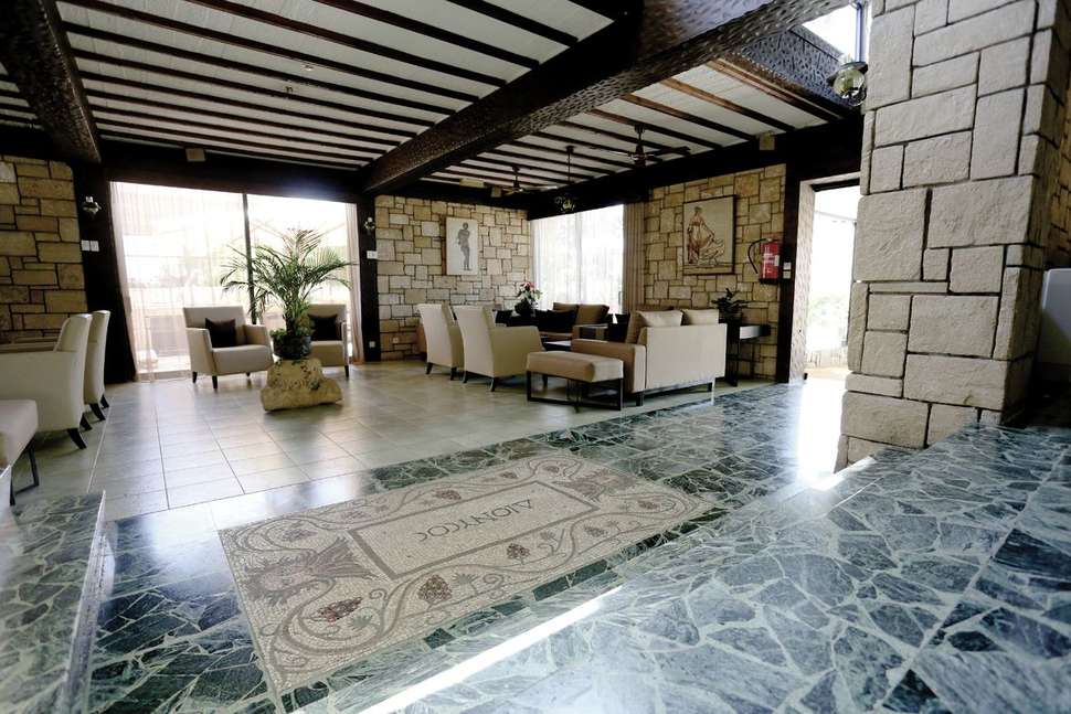 Een foto van Dionysos Central Hotel