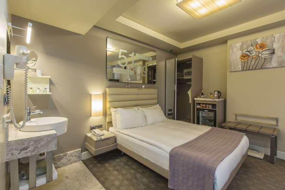Een foto van Ramada by Wyndham Istanbul Pera