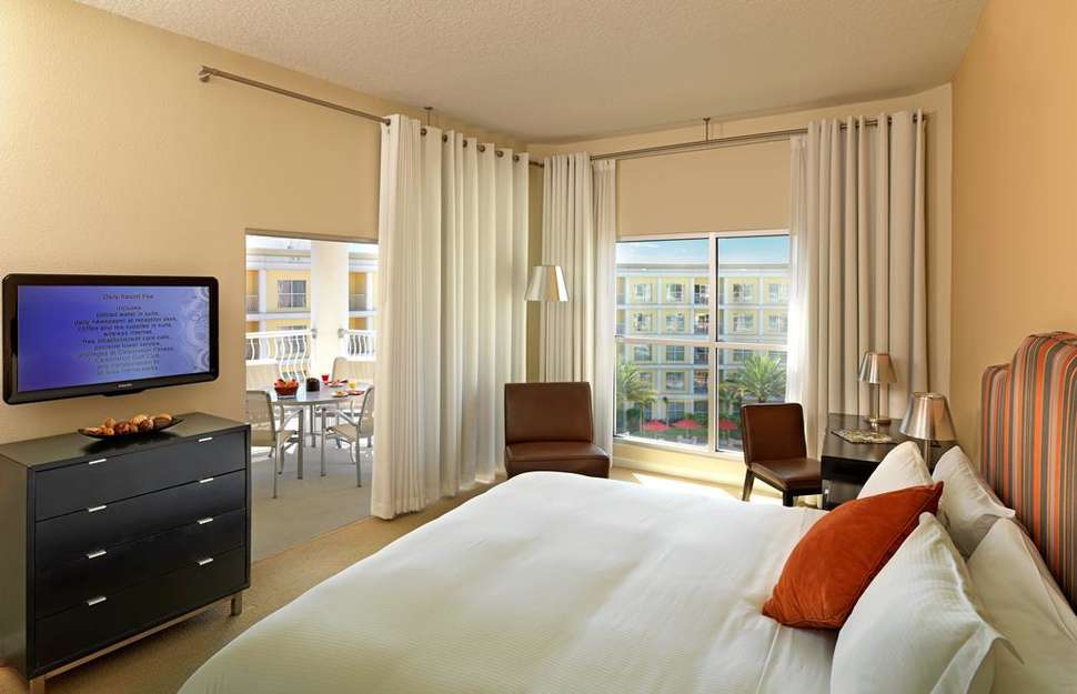 Ein Foto Melia Orlando Suite Hotel at Celebration