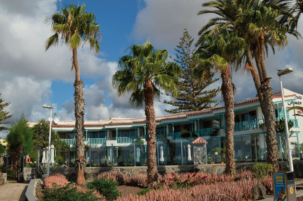 Ein Foto von der Außenansicht des Apartments Casas Carmen