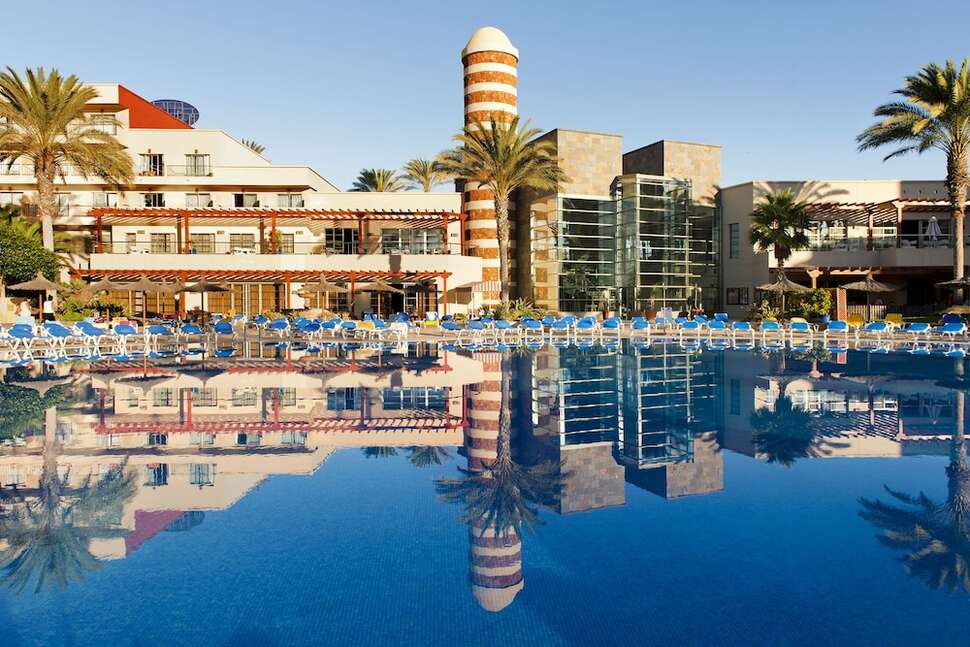 Ein Foto vom Pool im Elba Carlota Beach & Golf Resort