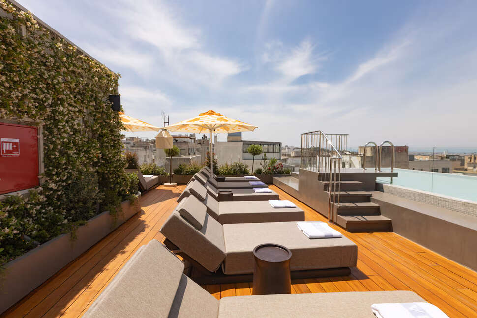 Een foto van Adia Aluma Athens Curio Collection by Hilton