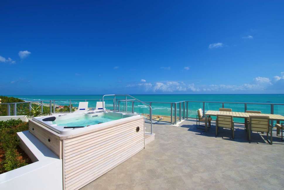 Ein Foto Cadillac Hotel & Beach Club