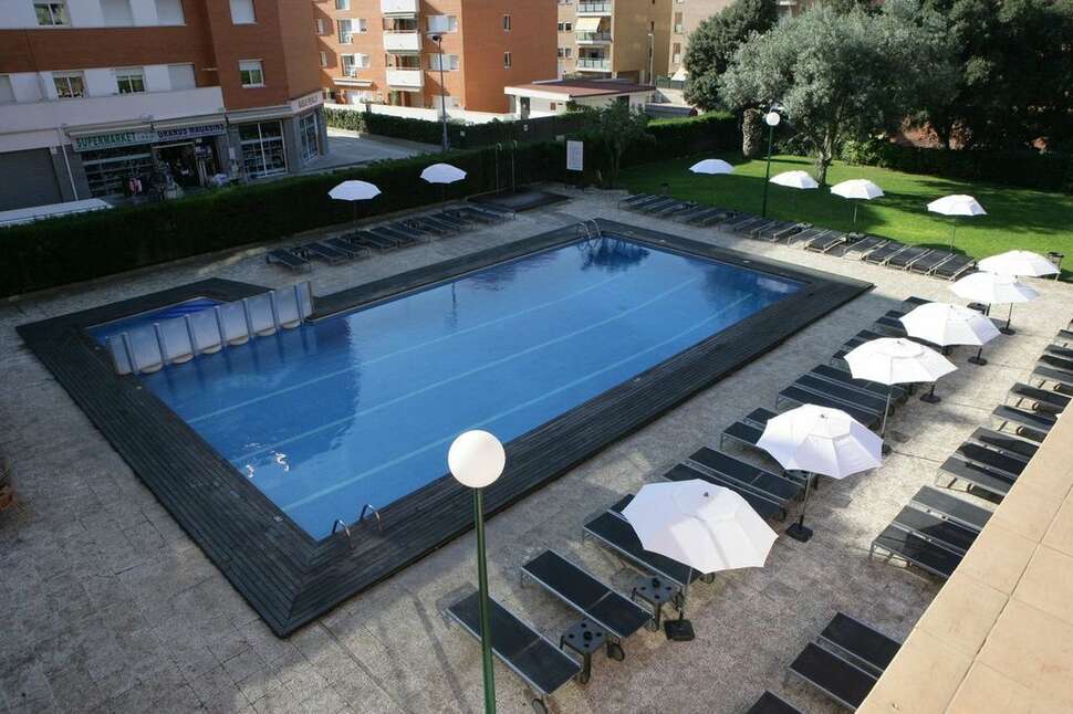 Een foto van het zwembad bij Hotel Fenals Garden