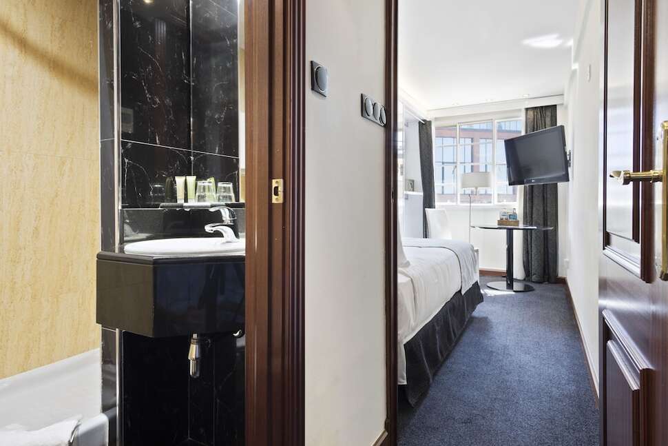 Ein Foto Melia White House Hotel Apartments