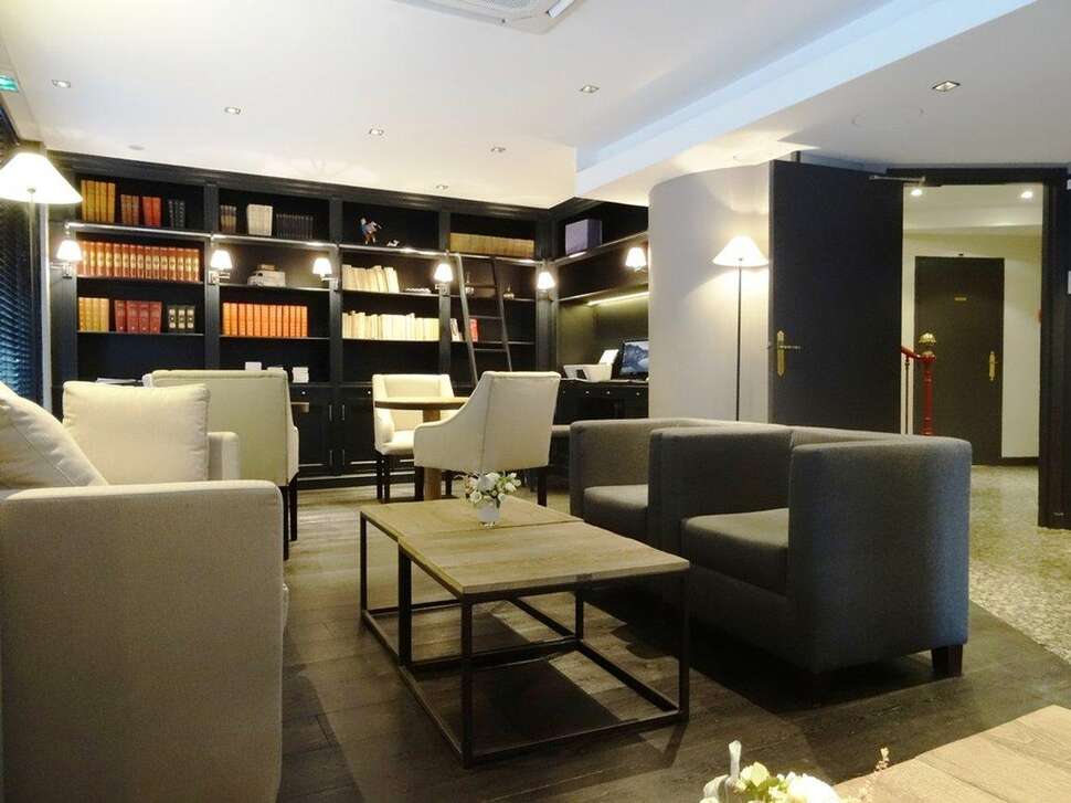 Een foto van het interieur van Hotel Albert 1er Paris