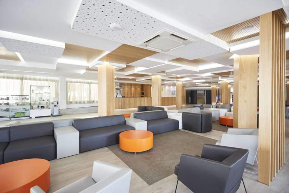 Een foto van het interieur van Invisa Hotel Es Pla