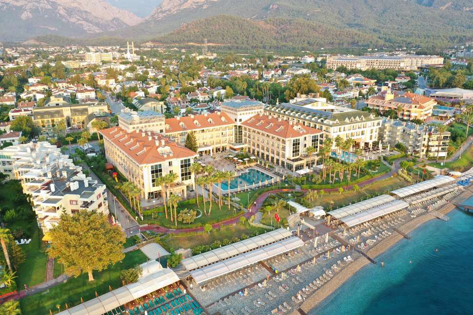 Een foto van een overzicht van Fame Residence Kemer & Spa